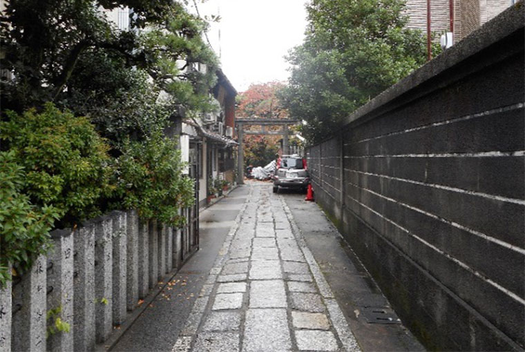 菅大臣社路地 菅大臣社路地