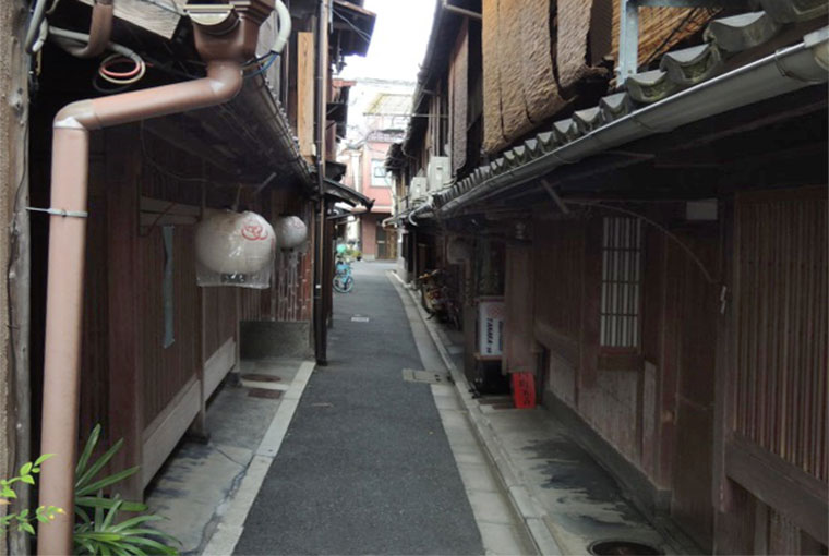 宮川町東側の路地 宮川町東側の路地